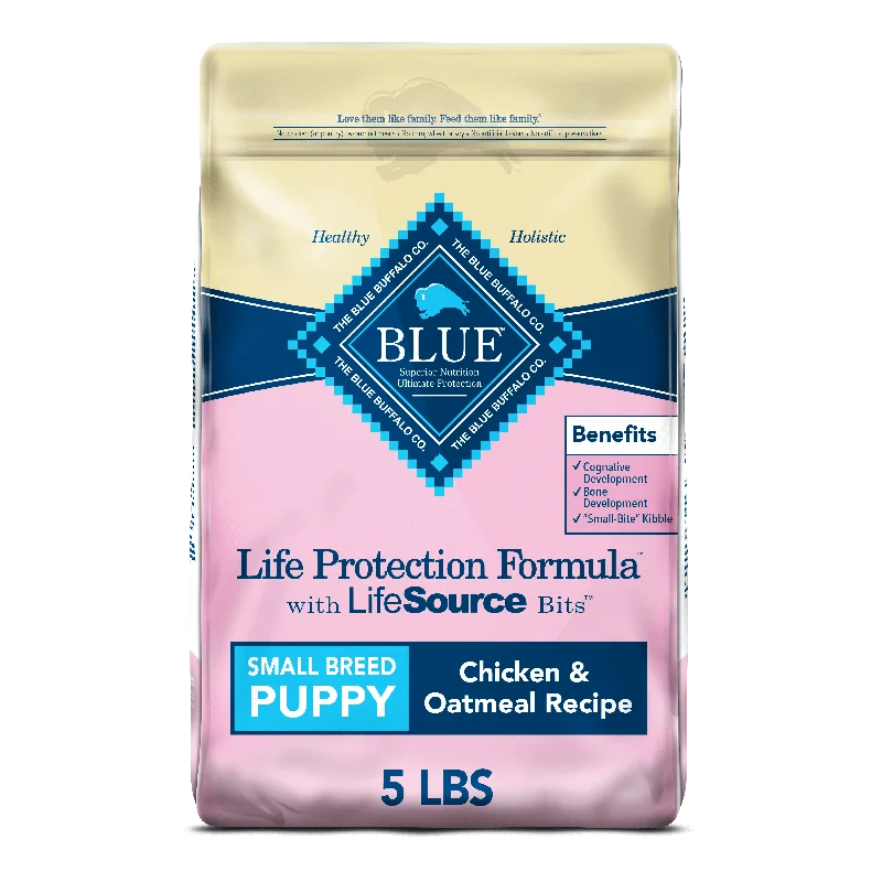 Blue Buffalo Life Protection Formula Natural Puppy Small Breed Dry Dog Food, Chicken and Oatmeal 5 lb. Trial Size Bag