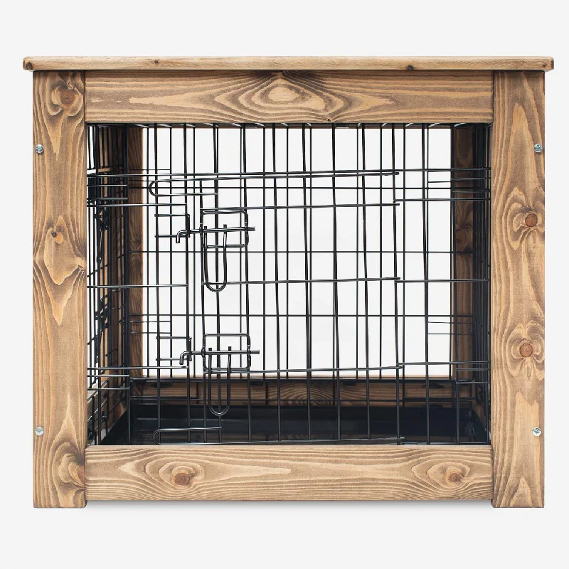 Wooden Broadsand Crate Surround With Black Crate by Lords & Labradors